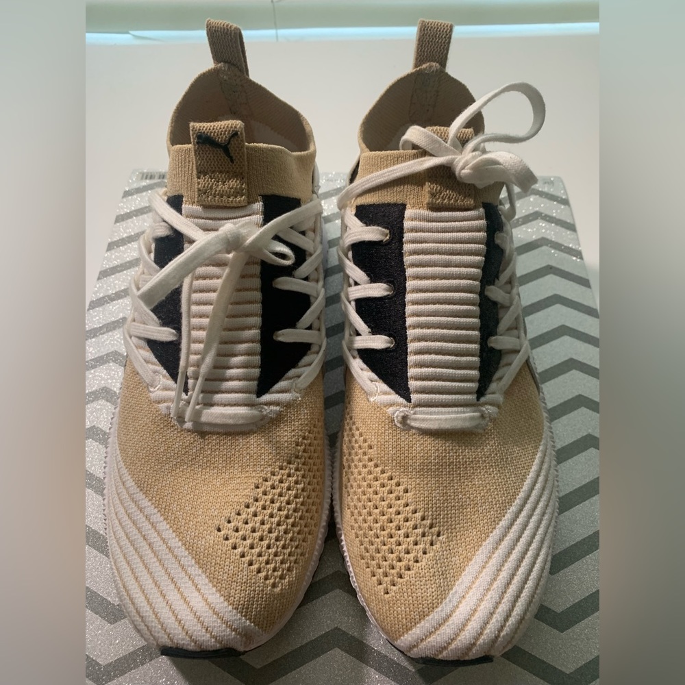 Puma Sneakers